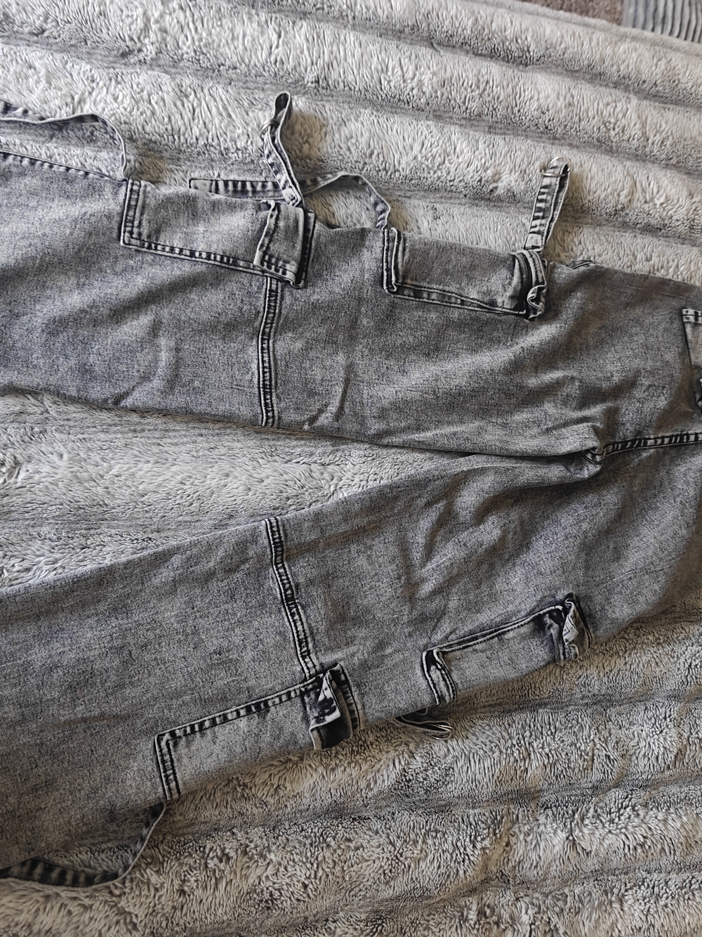 VIP Gray Cargo Flare Wide-Leg Jeans - Picture 3 of 4